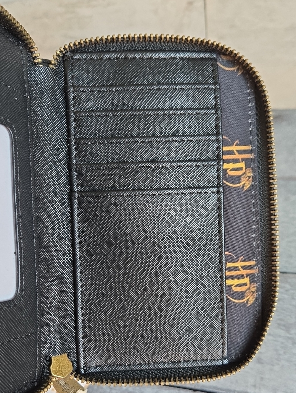 NWT Harry Potter Loungefly Wallet Hogwarts Full Zipper - Picture 9 of 10